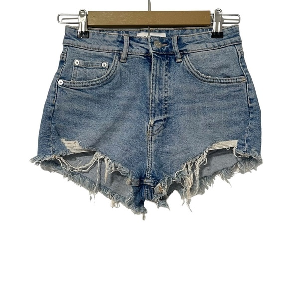 Zara Light Wash Denim Cut Off Short Shorts Size 4 - Picture 1 of 6